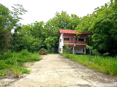 Houses for sale : HOME 1133 Sq.w. Wachirabarami Phichit for 2.4M
