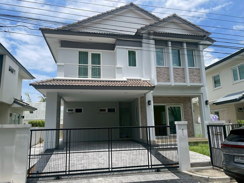 Single house for rent Mantana Bangna Km.13 pet friendly