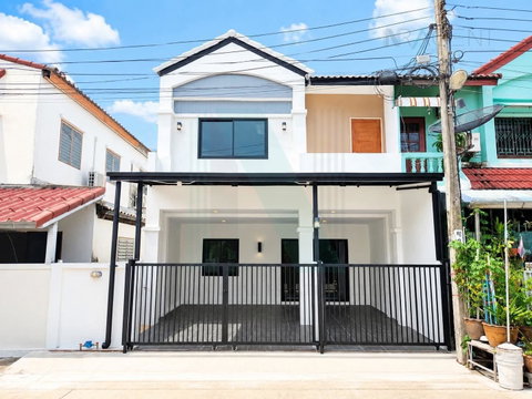 📌 ขายทาวน์เฮาส์ โครงการ บ้านศิริวรรณ 1 2 ชั้น 4 ห้องนอน 2 ห้องน้ำ