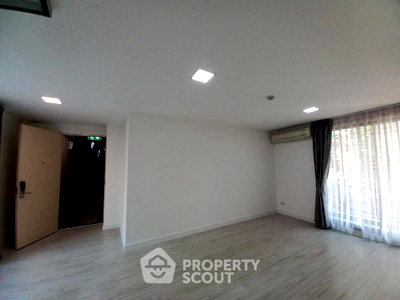 Condos for sale : 2-BR Condo at Mestyle Condo Sukhumvit-Bangna in Bang Na Nuea (ID 3211602)