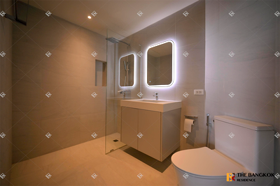 Condos for sale : Ultimate Luxury Lifestyle with Convenience Premier Condominium near BTS Phrom Phong