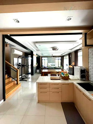 บ้านเดี่ยว ม.นานาชาติแสตมฟอร์ด : 📌 ขายบ้านเดี่ยว โครงการ เดอะ ปาล์ม พัฒนาการ 2 ชั้น 4 ห้องนอน 4 ห้องน้ำ