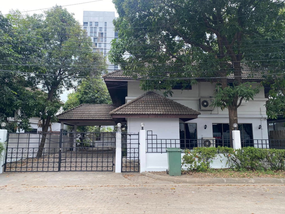 ให้เช่าบ้านเดี่ยว ทำเลเลียบด่วน รามอินทรา เหมาะกับ home office จดทะเบียนบริษัทได้ 