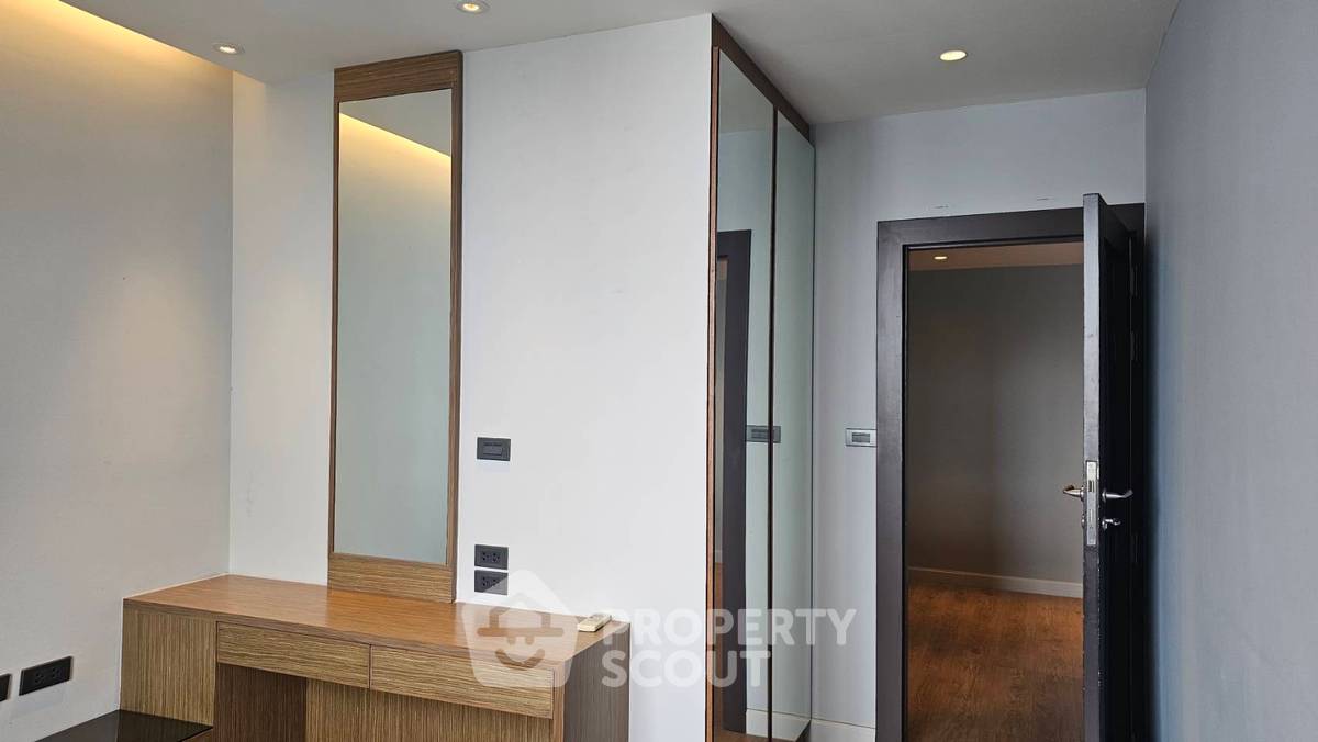 รูป ชั้น 31 คอนโด 2 ห้องนอน ขนาด 112 ตารางเมตร ให้เช่า Icon 3 Condominium ทองหล่อ (ID 457790) - รูปที่ 18/26