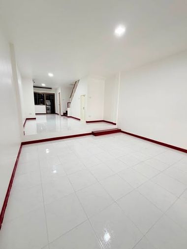 2-bed townhouse for sale, 19 sq wah, The Master Royal Suan Luang Rama 9