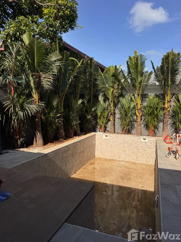 picture 3 Bedroom Villa for sale in Rawai, Phuket  6687282 - 3/8