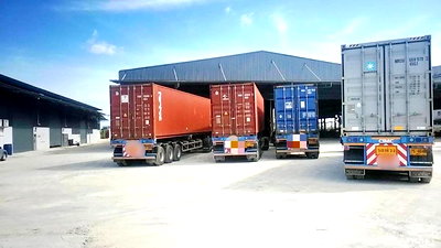 Factory for rent Muang Samut Sakhon Samut Sakhon : Along Bang Chuet Canal, corner, size 900 sq m., new warehouse for rent near Rama 2, 225 sq m, roof height 8 m., near CJ MORE.