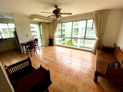 คอนโดให้เช่า : ให้เช่าคอนโด เรนทรี วิลล่า (Raintree Villa) 2 ห้องนอน 80 ตรม.ชั้น 7 เป็นคอนโด 8 ชั้น 2 อาคาร ใกล้ BTS ทองหล่อ อยู่ในซอยสุขุมวิท 53 /ค่าเช่า 35,000 บาท