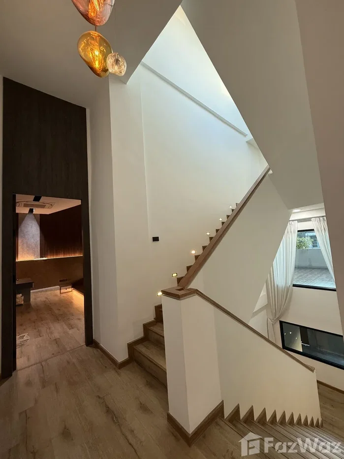 picture 5 Bedroom House for rent in Sam Sen Nok, Bangkok  6690809 - 18/30