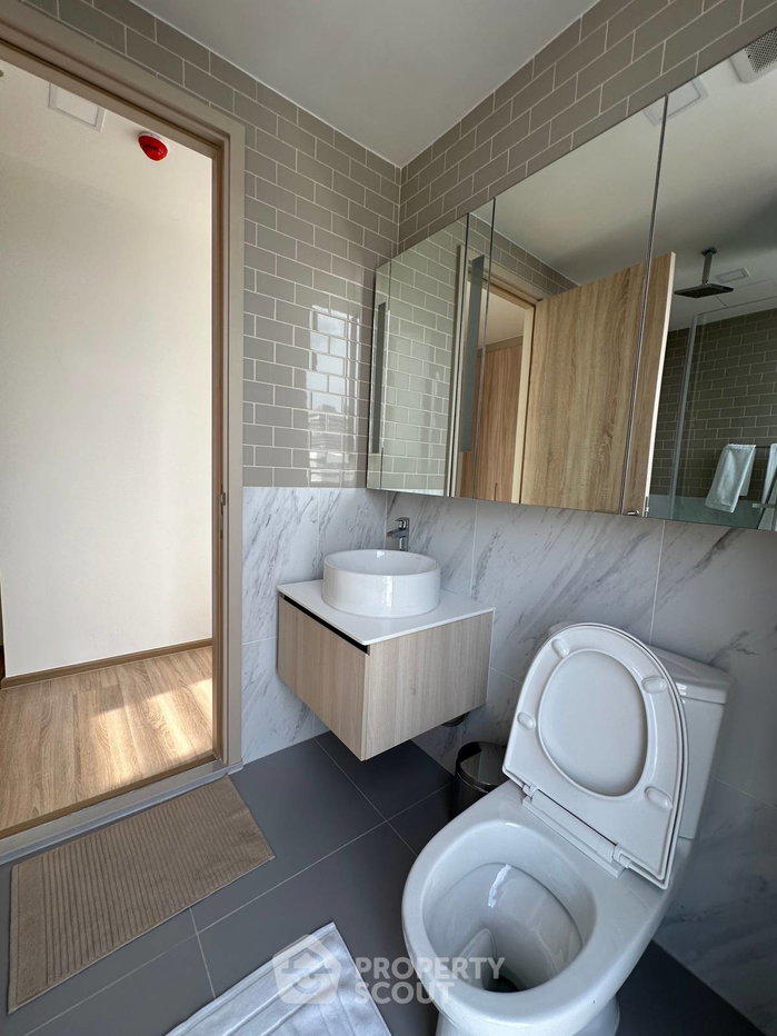 picture 2-BR Condo at XT Phayathai near BTS Phaya Thai (ID 2189702) - 3/22