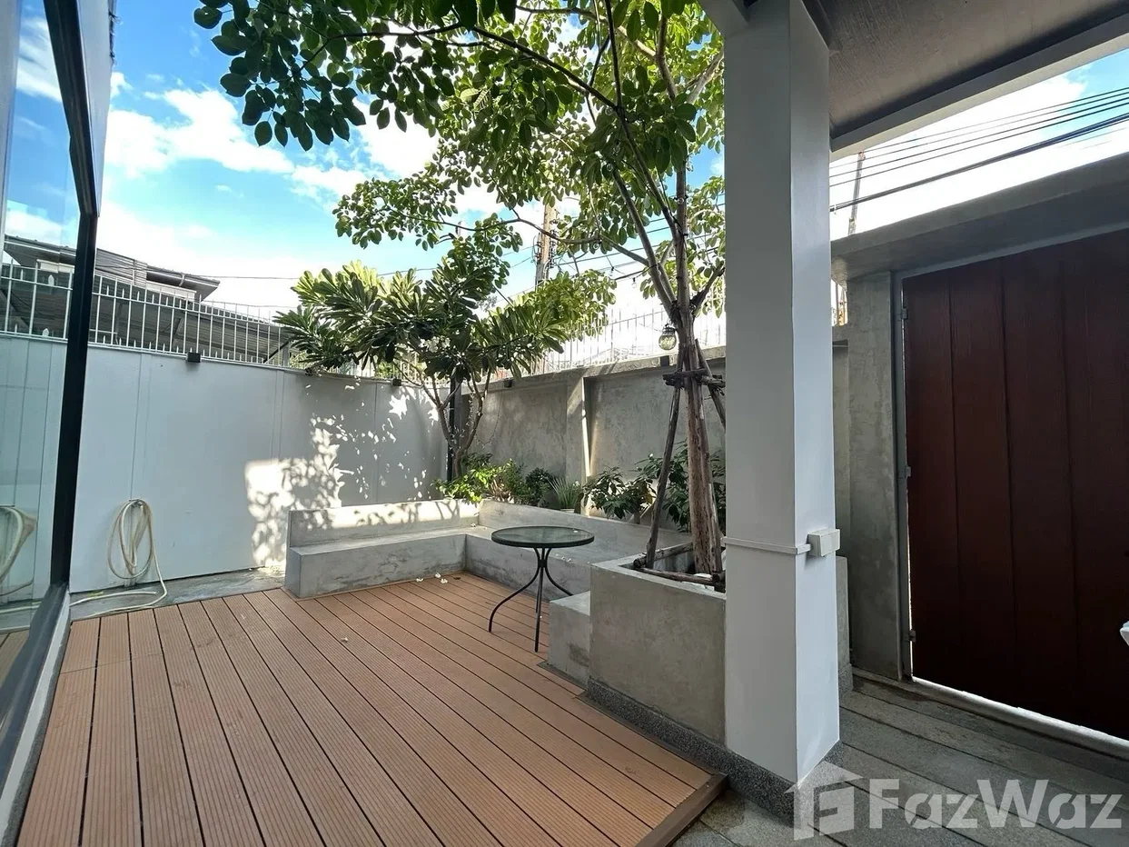 picture 5 Bedroom House for rent in Sam Sen Nok, Bangkok  6690809 - 20/30