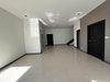 listing thumbnail image 32