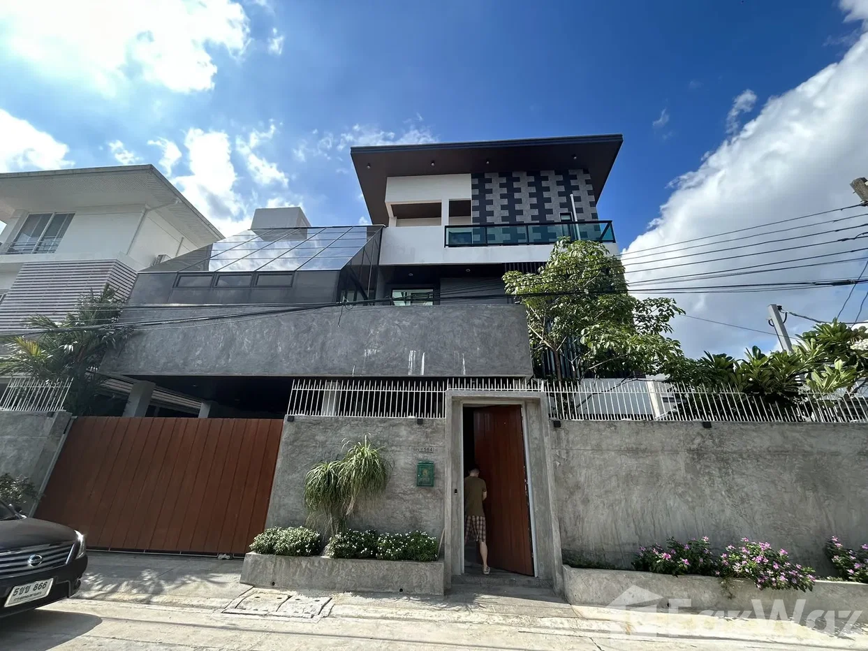 picture 5 Bedroom House for rent in Sam Sen Nok, Bangkok  6690809 - 19/30
