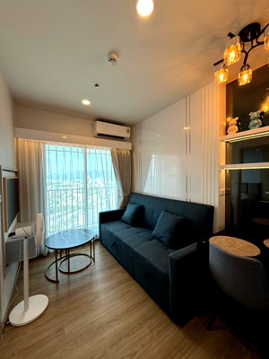 Condos for sale : Condo for sale, Escent Hatyai. Beautifully decorated 1-bedroom unit, 29 sq.m., 34th floor, North facing. Selling price: 2.35 million baht.