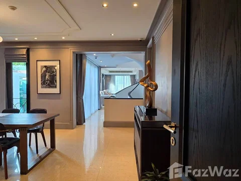 3-level Penthouse at Bann Lux-Sathon 6029114