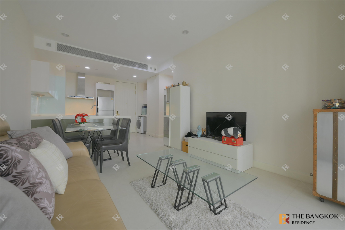 รูป คอนโด Luxury พร้อมอยู่บนทำเลที่ดีที่สุด คิว หลังสวน ใกล้ BTS สถานีราชดำริ - รูปที่ 3/10