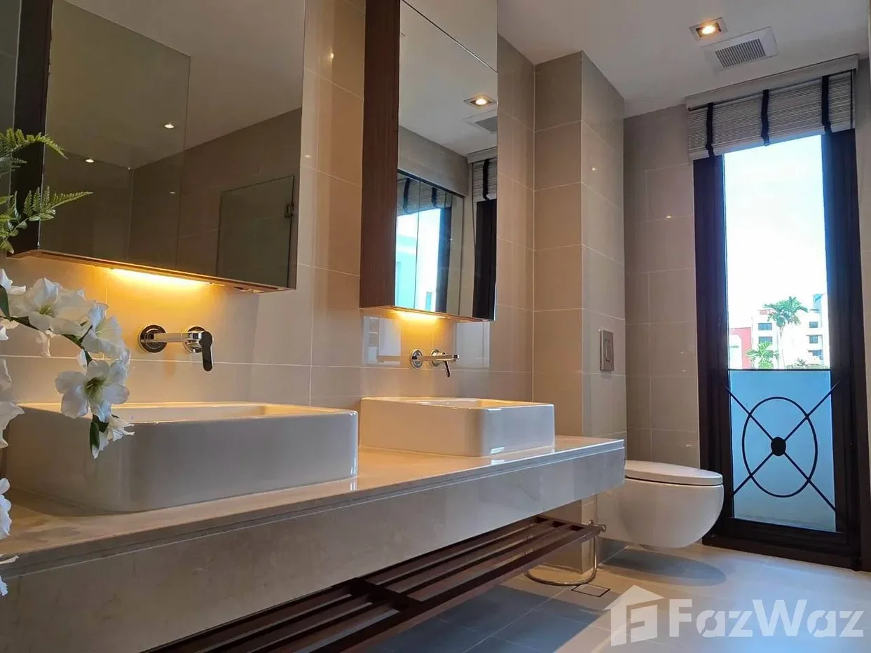 picture 3-level Penthouse at Bann Lux-Sathon 6029114 - 33/66