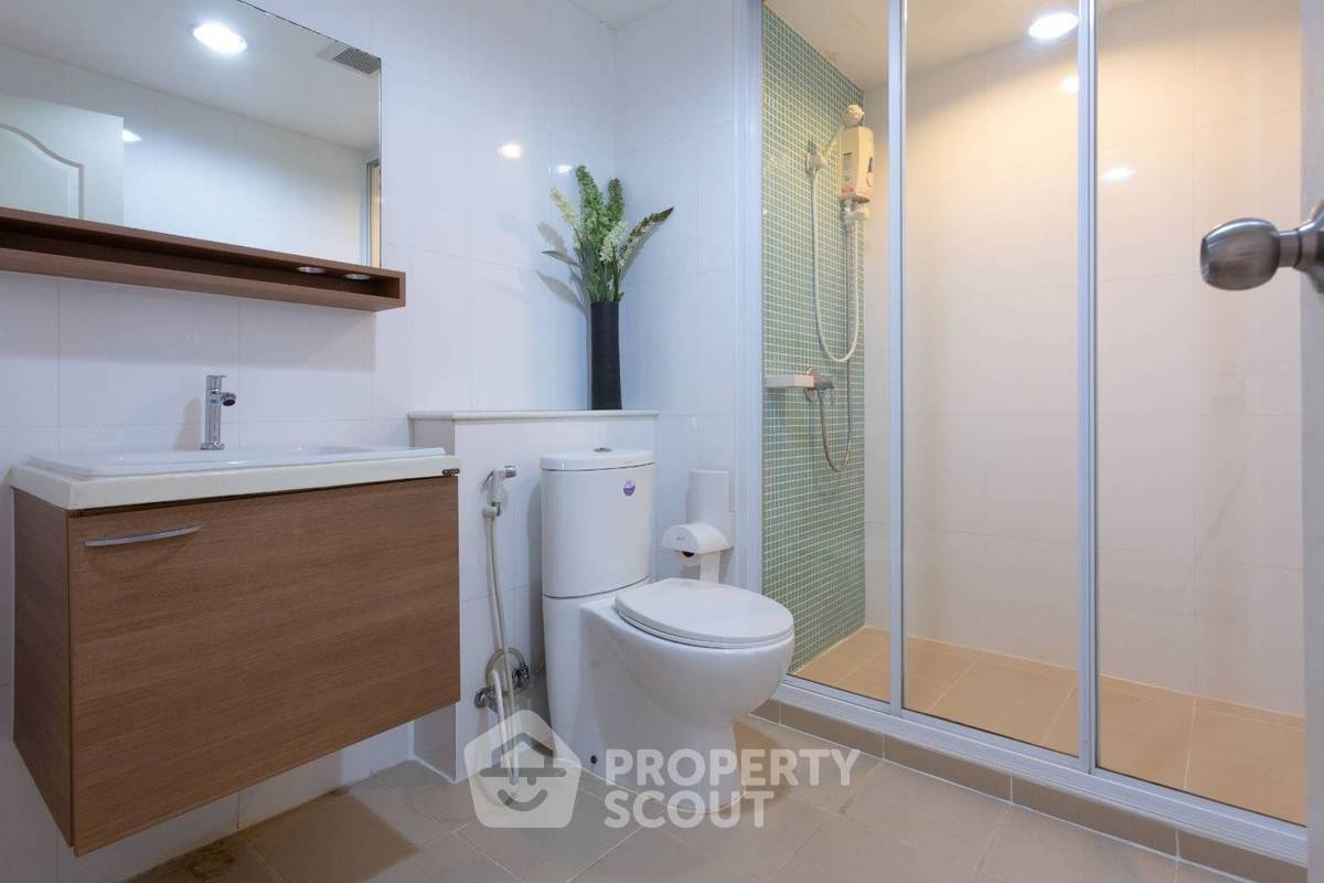 รูป คอนโด 2 ห้องนอน The Fine @ River Condominium ใกล้ BTS สะพานตากสิน (ID 509814) - รูปที่ 12/13