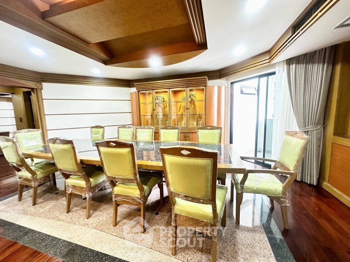 รูป คอนโด 4 ห้องนอน 306 ตร.ม. ชั้น 33 President Park Condominium ใกล้ MRT ศูนย์การประชุมแห่งชาติสิริกิติ์ (ID 3209962) - รูปที่ 10/18