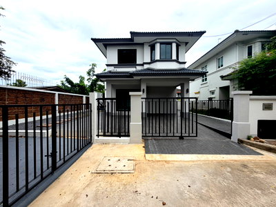 บ้านเดี่ยว รร.กสิณธรเซนต์ปีเตอร์ : ขายชัยพฤกษ์ วัดลาดปลาดุก บ้านแปลงมุมรีโนเวทใหม่ 3 นอน 2 น้ำ 57.2 ตร.วา เพียง 4.19 ล้าน
