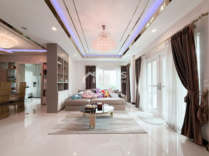 3-bed house for sale, 250 sqm, 60.9 sq wah, Laddarom Elegance Wongwan Sathorn