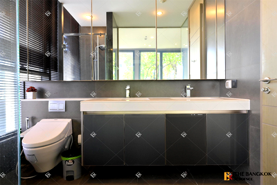 Condos for rent : Ideal City Living at a Great Price THE ESSE at SINGHA COMPLEX near MRT Phetchaburi Station