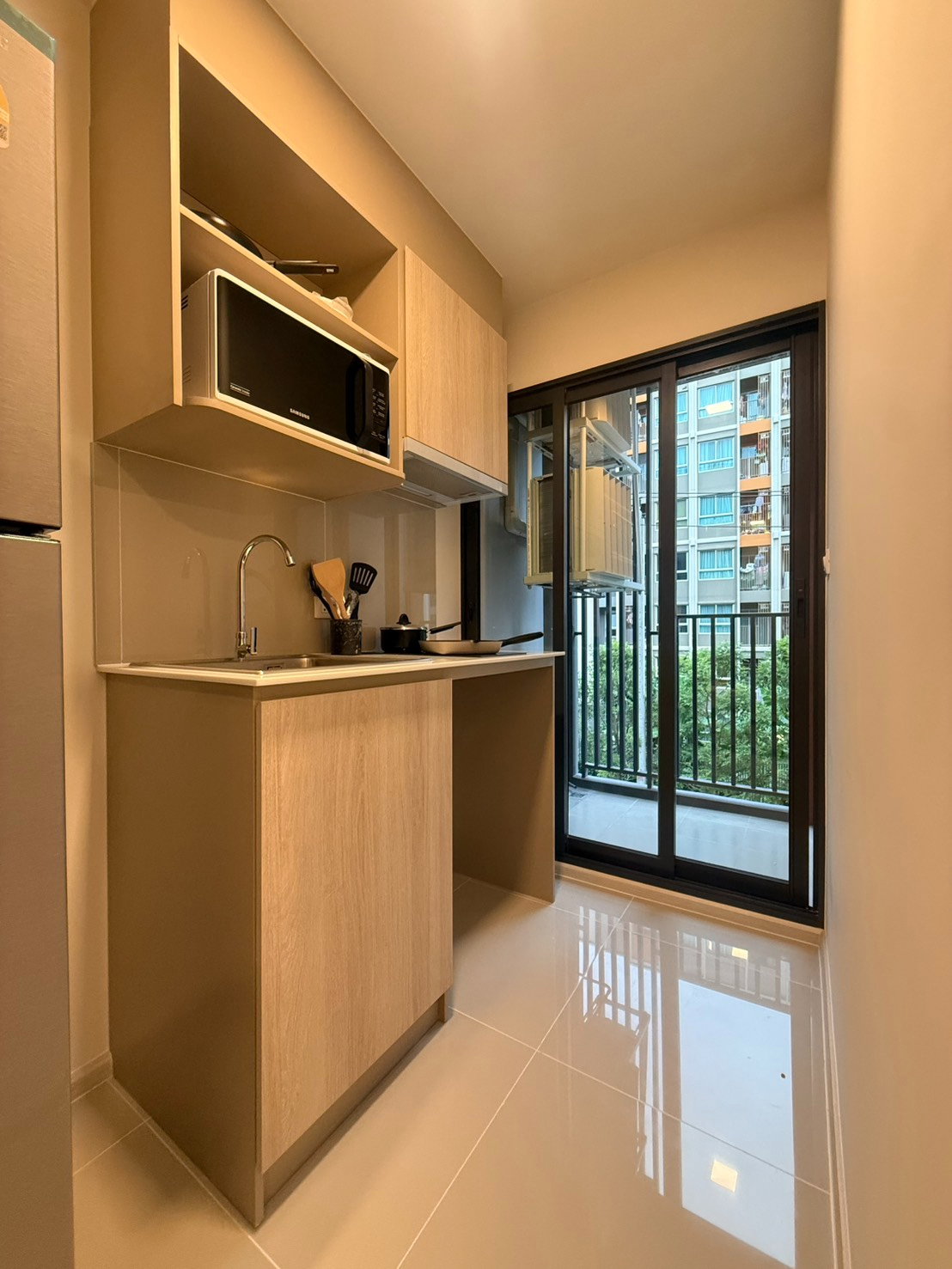 🏙️ ให้เช่า ดีคอนโด คีรี for rent dcondo kiri 11,000 บาท/เดือน ชั้น 3 ตึก A นัดชมห้องได้ LINE: @802dkhwu