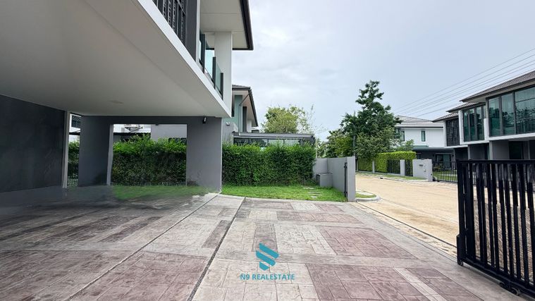 ให้เช่าบ้านเดี่ยว 4 ห้องนอน 301 ตร.ม. 116 ตร.ว. เศรษฐสิริ ทวีวัฒนา