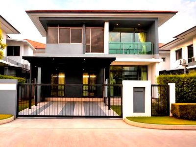 เช่าบ้านเดี่ยว กรุงเทพมหานคร : บ้านเดี่ยว2ชั้น ให้เช่า 63ตรว.ถนน กรุงเทพกรีฑา ใกล้ห้างเดอะไนน์ The Nine Center Rama 9