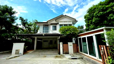เช่าบ้านเดี่ยว โรงเรียนนานาชาติร่วมฤดี วิทยาเขตอนุบาล : ให้เช่า มัณฑนา เลค วัชรพล เลขที่ 299/185