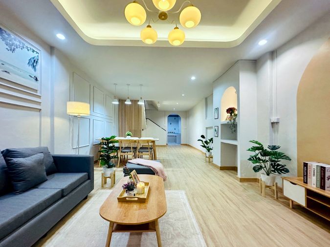 6-bed townhouse for sale, 200 sqm, 18 sq wah, Wiset Suk Nakorn 9