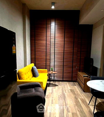 คอนโดให้เช่า : คอนโด 1 ห้องนอน The Lofts Asoke ใกล้ MRT เพชรบุรี 300 ม. (ID 3210888)