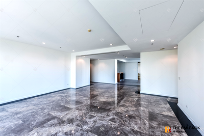 Condos for sale : The River near BTS Saphan Taksin