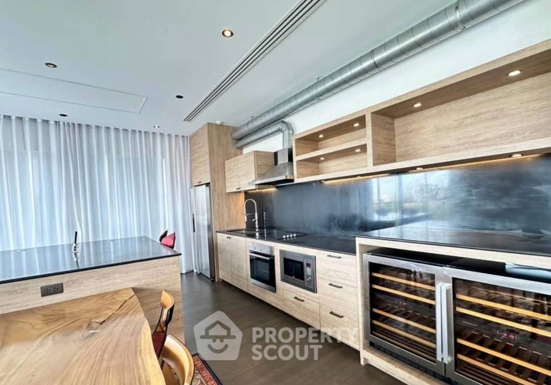 รูป คอนโด 3 ห้องนอน 255 ตร.ม. เลี้ยงสัตว์ได้ Penthouse Condominium ใกล้ BTS พระโขนง (ID 3210230) - รูปที่ 10/10