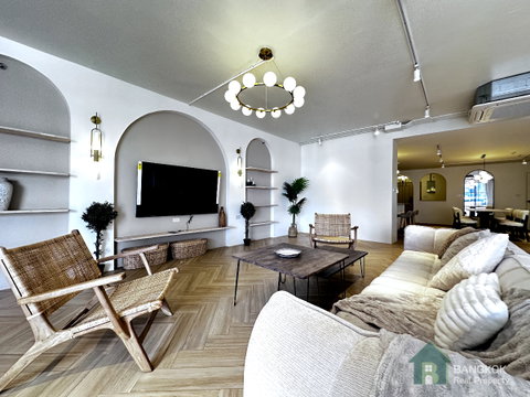 Las Colinas  |  ให้เช่าคอนโดหรู 3 ห้องนอน + 1 ห้องทำงาน BTS อโศก