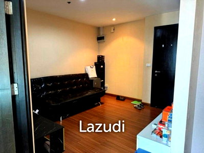 ขายคอนโด : 36 sqm high floor 1 bedroom condo Diamond Ratchada Huai Khwang Bangkok
