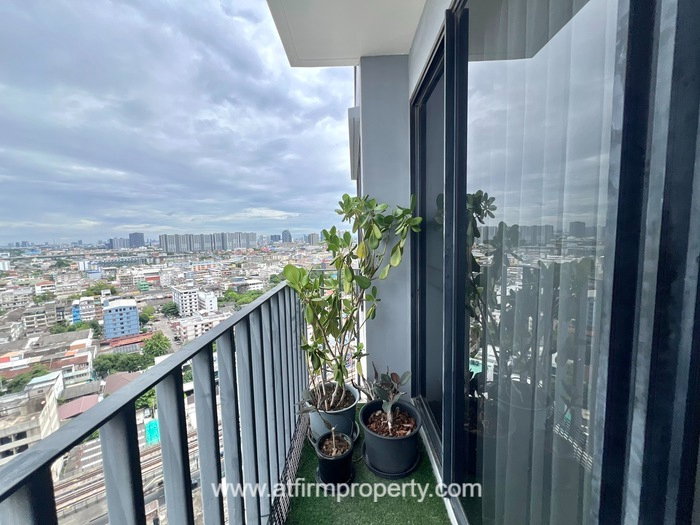รูป [ขายห้อง 2BED] คอนโด เดอะทรี อินเตอร์เชนจ์ | 𝗧𝗛𝗘 𝗧𝗥𝗘𝗘 𝗜𝗡𝗧𝗘𝗥𝗖𝗛𝗔𝗡𝗚𝗘 ใกล้รถไฟฟ้า 2 สาย (MRT บางโพ และ MRT เตาปูน) Tel. ⁨089 645 2832⁩ - รูปที่ 19/31