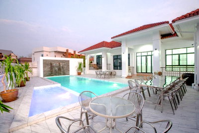 บ้านเดี่ยว รพ.เทพปัญญา : 🏡 พูลวิลล่าหรู ใกล้เซ็นทรัลเฟสติวัล เชียงใหม่