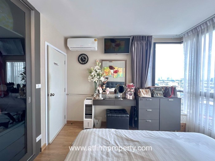 รูป [ขายห้อง 2BED] คอนโด เดอะทรี อินเตอร์เชนจ์ | 𝗧𝗛𝗘 𝗧𝗥𝗘𝗘 𝗜𝗡𝗧𝗘𝗥𝗖𝗛𝗔𝗡𝗚𝗘 ใกล้รถไฟฟ้า 2 สาย (MRT บางโพ และ MRT เตาปูน) Tel. ⁨089 645 2832⁩ - รูปที่ 10/31