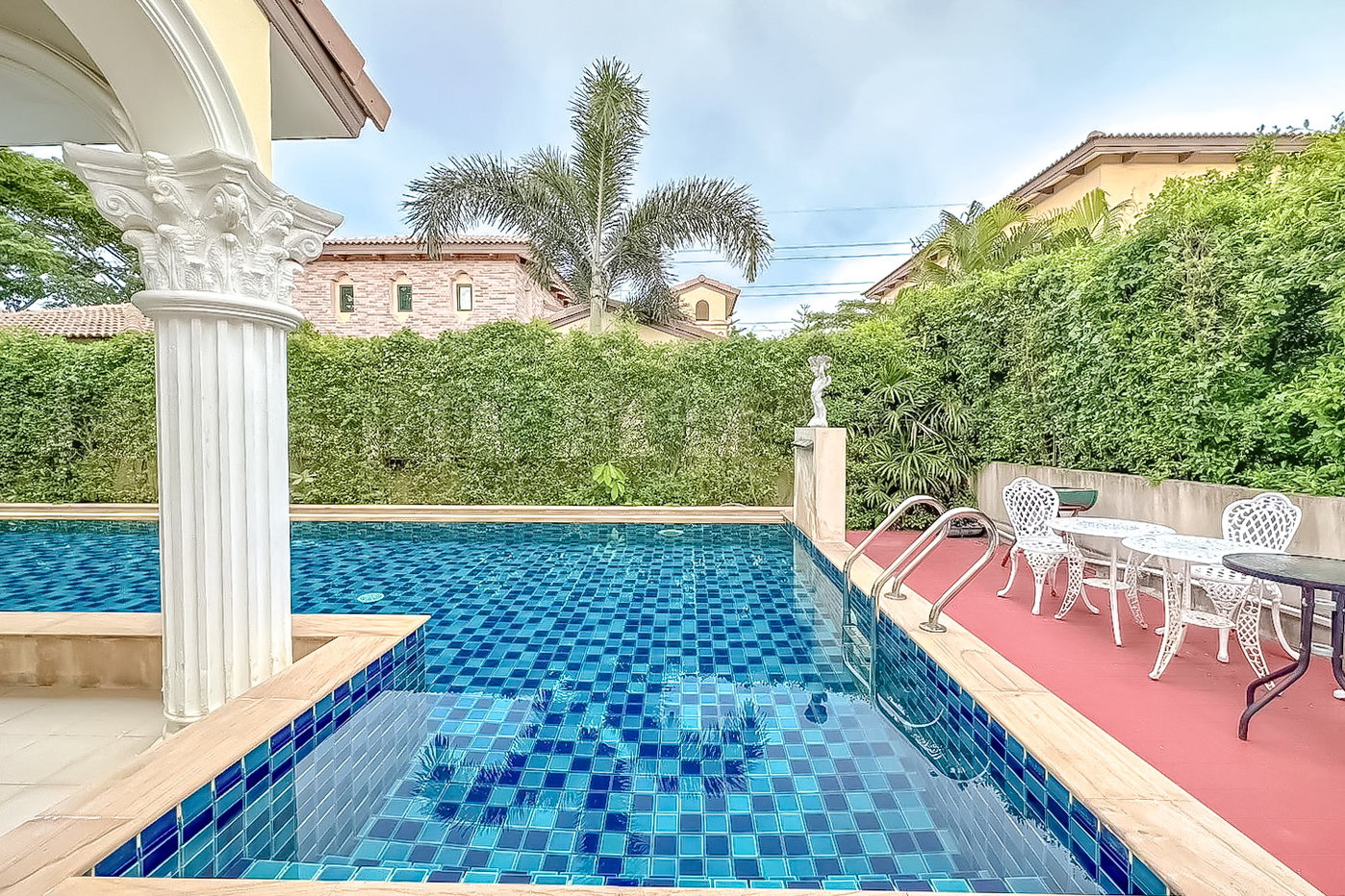 รูป Pool Villa for Rent Na Jomtien 3Bedrooms Private Pool - รูปที่ 2/9