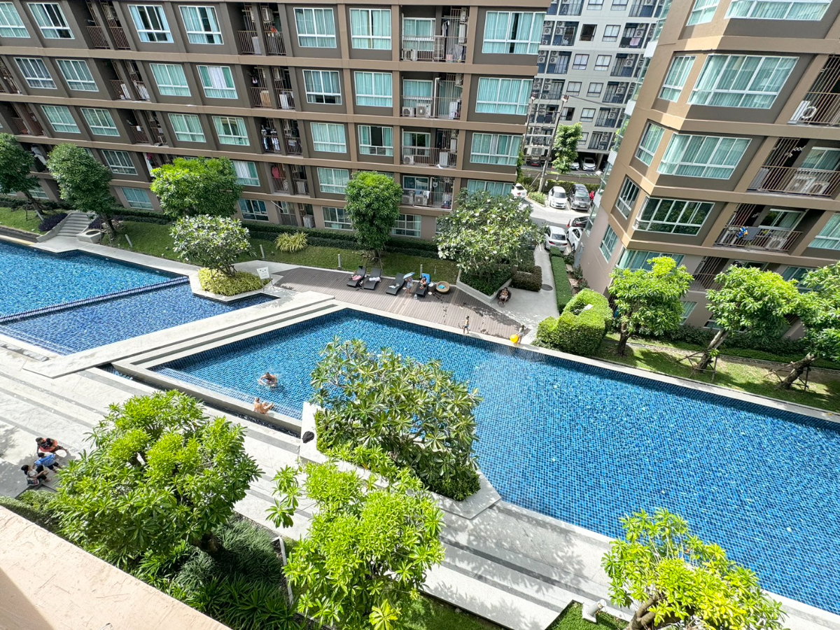 รูป ✨ ห้องสวย วิวสระ พร้อมเข้าอยู่ ในราคาสุดคุ้ม เพียง 2.25 ล้านบาท🏡 - รูปที่ 13/23