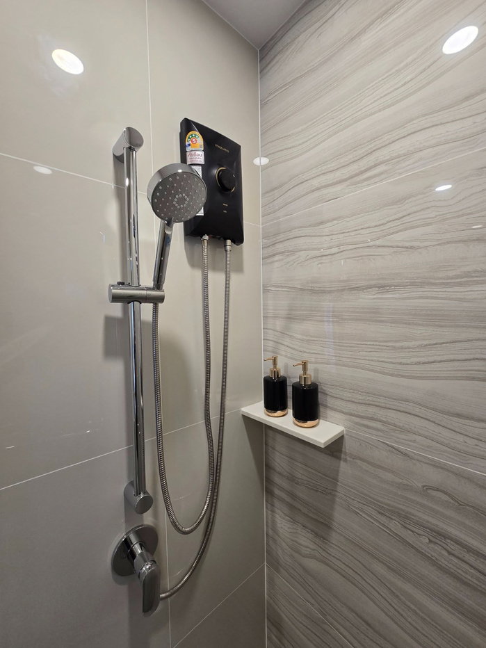 รูป Life Rama 4 - Asoke ห้องสวย ราคาดี สอบถามเพิ่มเติมได้ที่ Line @condorental - รูปที่ 13/14