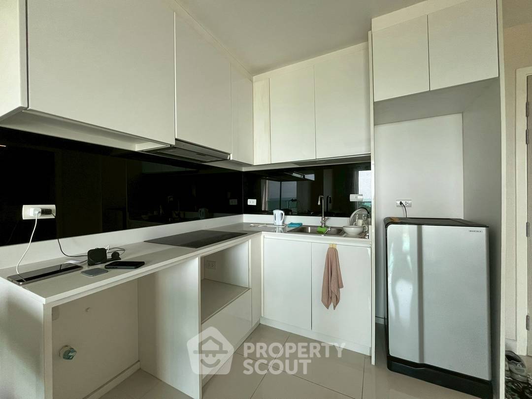 รูป คอนโด 1 ห้องนอน ขายที่ One Tower Pratamnak พระตำหนัก (ID 3216589) - รูปที่ 4/10