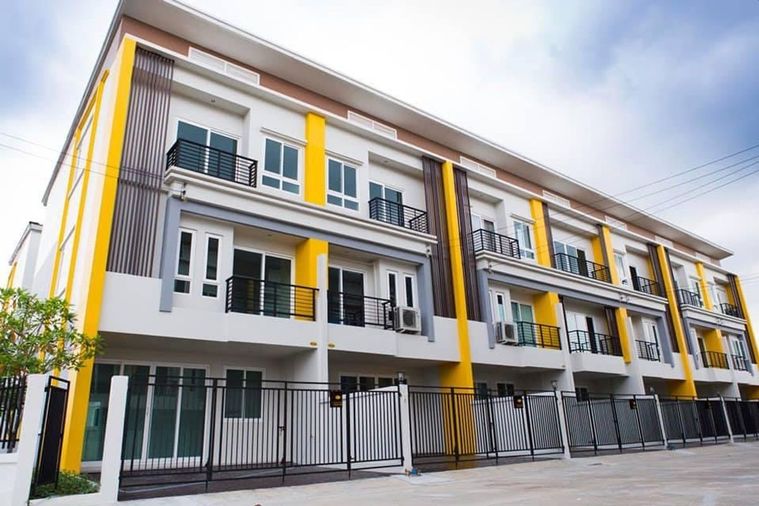 3-bed townhouse for rent, 230 sqm, 23 sq wah, Suvarnabhumi Town @Hua Takhe