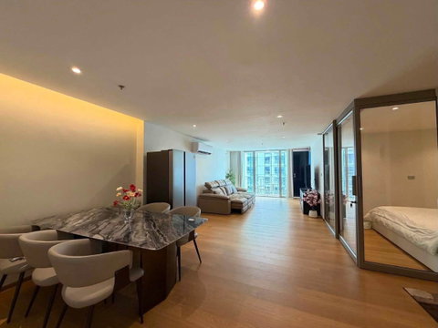 Condo for Rent at Asoke Place Sukhumvit 21 Very Good Price!