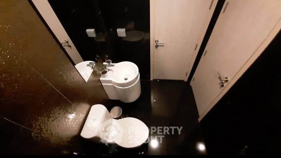 รูป ห้อง 2 ห้องนอน ชั้น 20 Rhythm Sukhumvit 36-38 ใกล้ BTS ทองหล่อ (ID 3216670) - รูปที่ 12/24