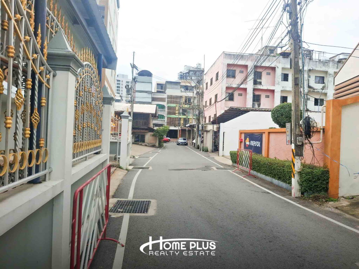รูป 🏢 ขายอาคารพาณิชย์ 6 คูหา พร้อมกิจการ ติดถนนสุขุมวิท ศรีราชา ใกล้โรบินสัน - รูปที่ 14/20