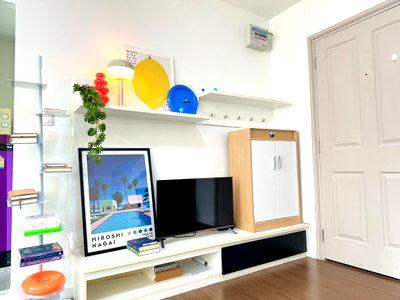 ขายคอนโด : ✨ ห้องสวย วิวสระ พร้อมเข้าอยู่ ในราคาสุดคุ้ม เพียง 2.25 ล้านบาท🏡