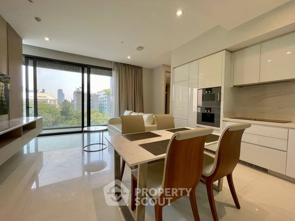 รูป คอนโด 2 ห้องนอน 136 ตร.ม. ใกล้ BTS พร้อมพงษ์ | Vittorio Sukhumvit 39 (ID 3216658) - รูปที่ 2/18