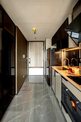 คอนโดให้เช่า : [VR0724] 🔥 31,000/เดือน The Reserve Sukhumvit 61 คอนโดหรู Low-Rise  31 ตร.ม. Studio ครัวแยก  ใกล้ BTS เอกมัย! 🔥